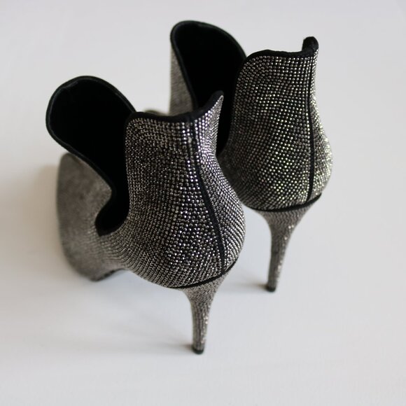 Metallic Heels - Picture 3 of 6